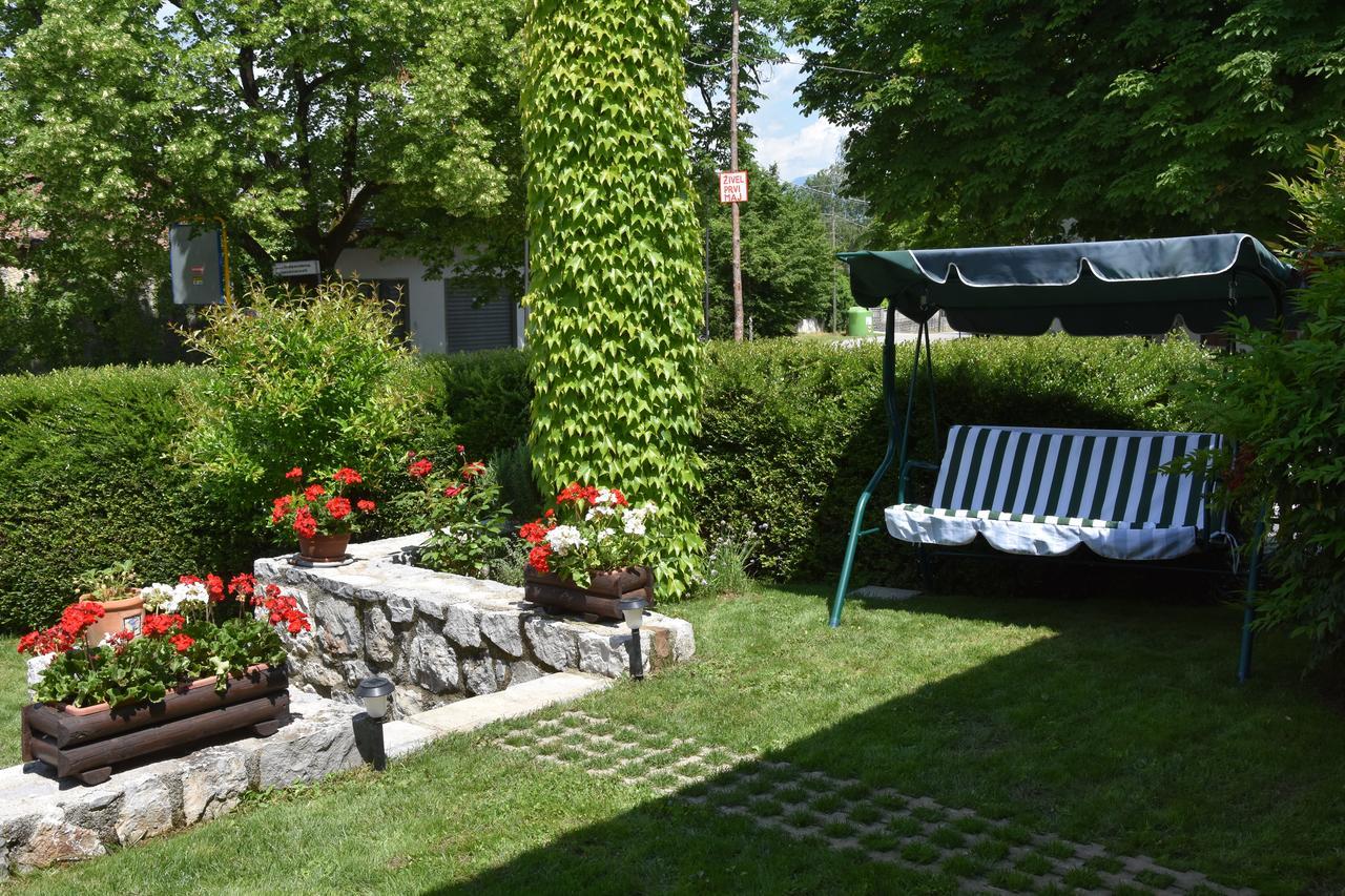 Bed and Breakfast Al Vecchio Glicine Gábria Exterior foto
